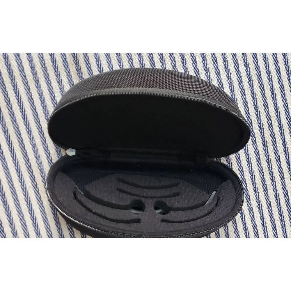 Oakley sunglasses vault